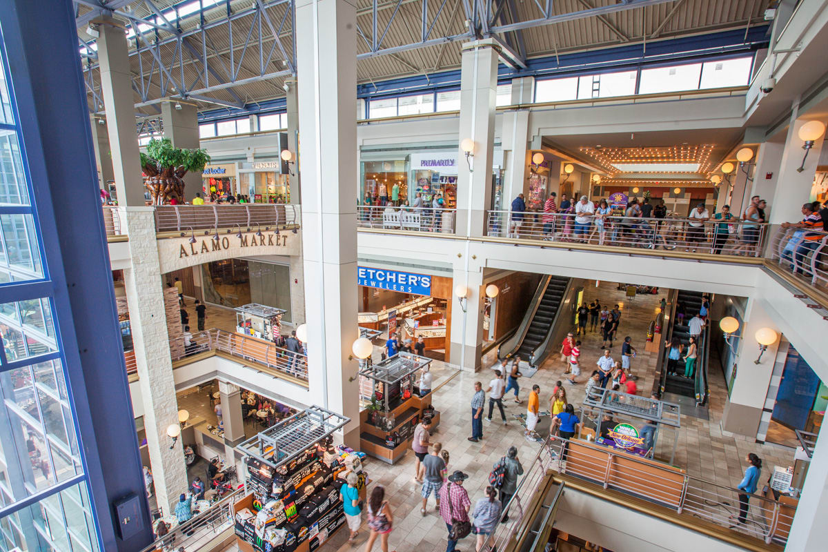 Shops at Rivercenter San Antonio Riverwalk